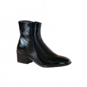 NEW YALEET women's goodie ankle boot in black patent